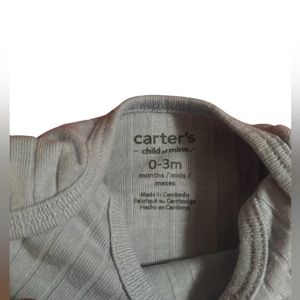 Carter's Ribbed Long Sleeve 3 Bodysuit size:0-3